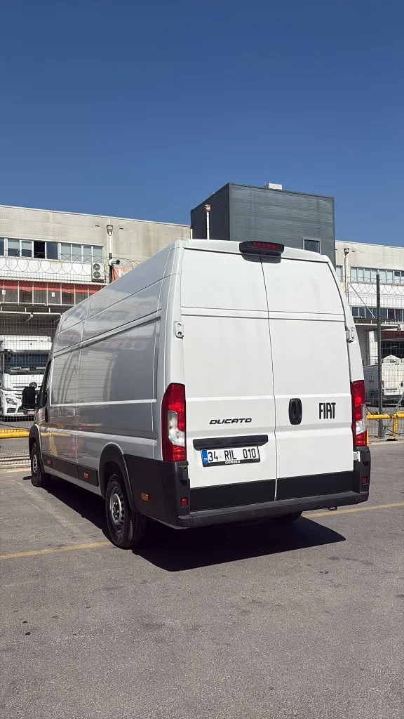 Bakır Nakliyat Özmal Kapalı Kasa Aracı